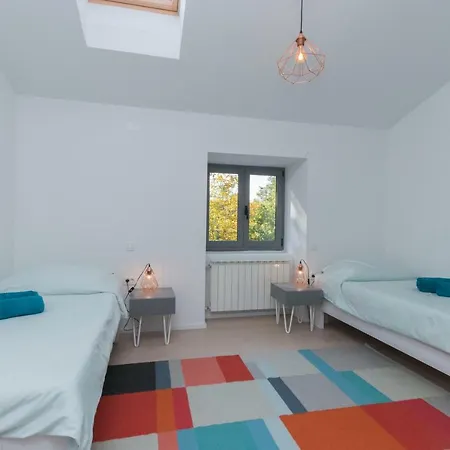 Вилла Stepancic - Large Garden And Heated Pool Лабин