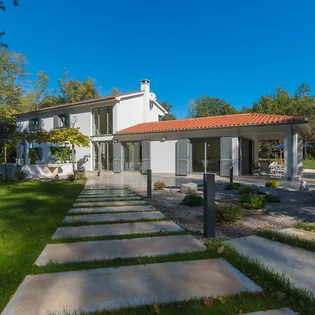 Stepancic - Large Garden And Heated Pool Вилла Лабин