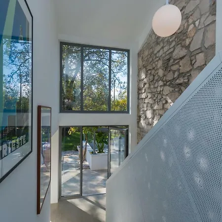 Stepancic - Large Garden And Heated Pool Villa