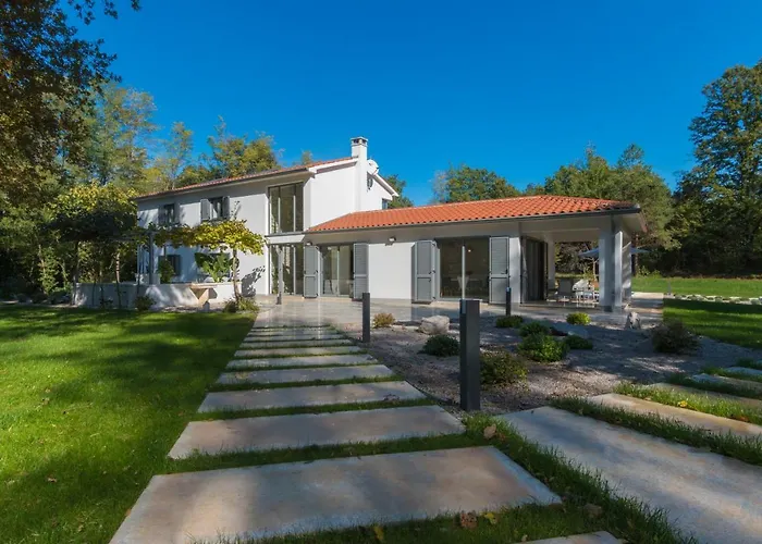 Stepancic - Large Garden And Heated Pool Villa Labin (Istria)