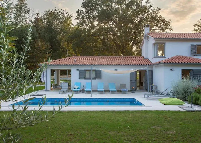Stepancic - Large Garden And Heated Pool Villa Labin (Istria)